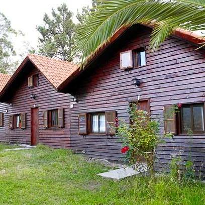 Ver detalles de la Empresa CAMPING PLAYA DE LEIS MUX&Iacute;A, S.L.