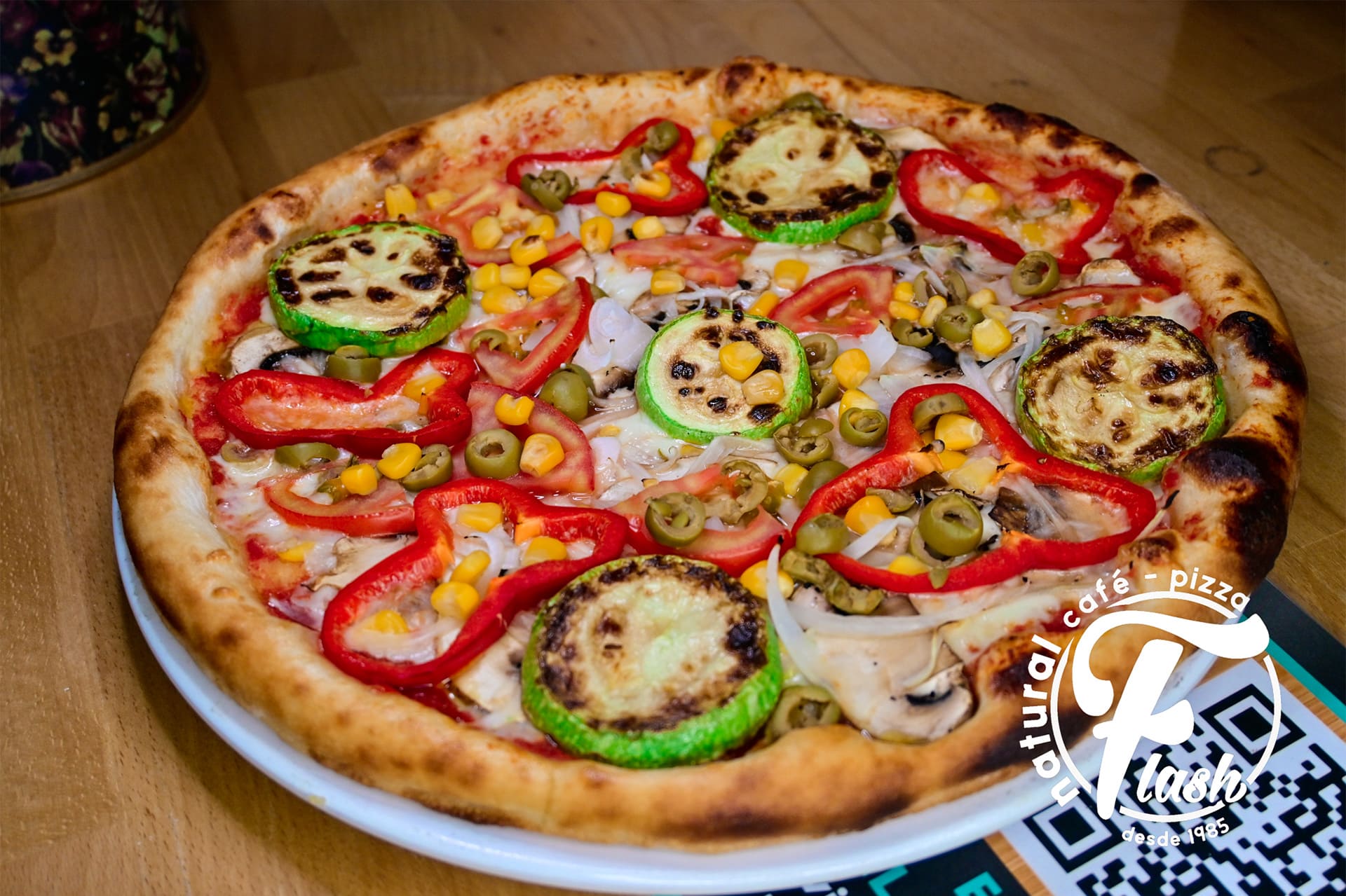 Ver detalles de la Empresa Caf&eacute; Pizza Natural Flash